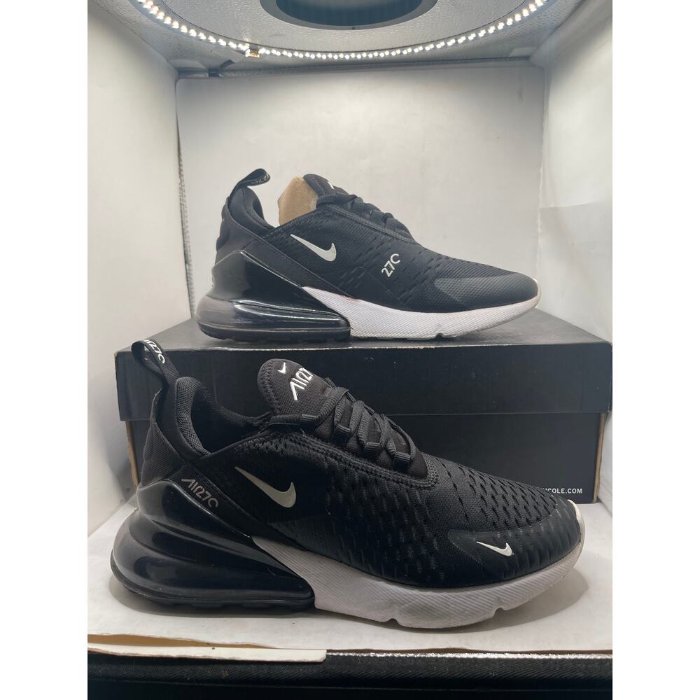NIKE Air Max 270 Sneaker (Men) Size 8.5